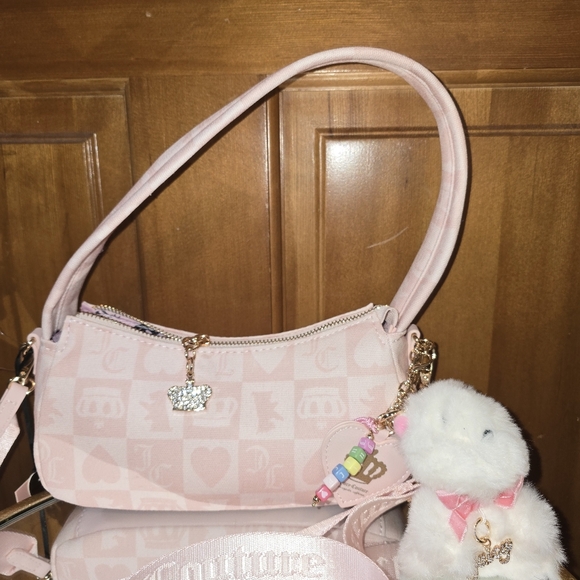 Nwt Juicy Couture Pink Festival Shoulder Bag With Charm New - Picture 2 of 5